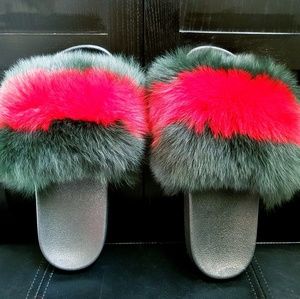 -Handmade Green Red Luxury Fox Fur Fluffy Slide